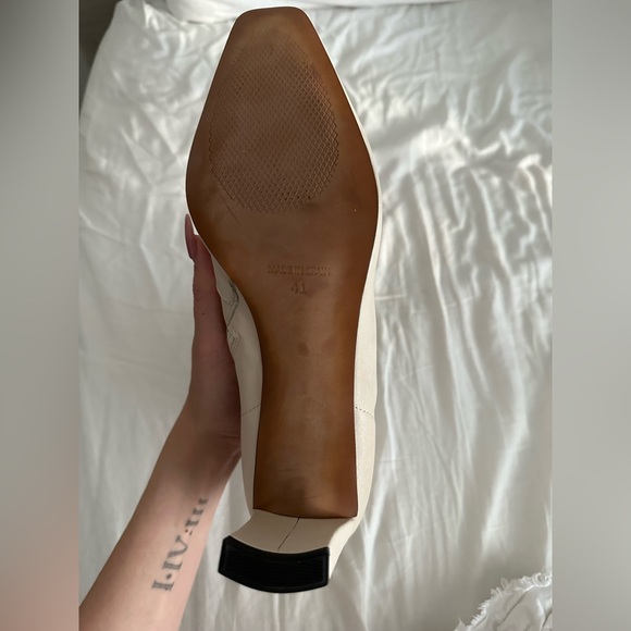 NWOT White lace up ankle booties - Picture 4 of 5